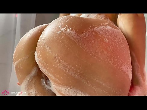 ❤️ امرأة سمراء يستمني الهرة مع هزاز إلى النشوة الجنسية الشديدة في الحمام الفاسقات. عند٪ ar.epicpornvideos-com.ru٪